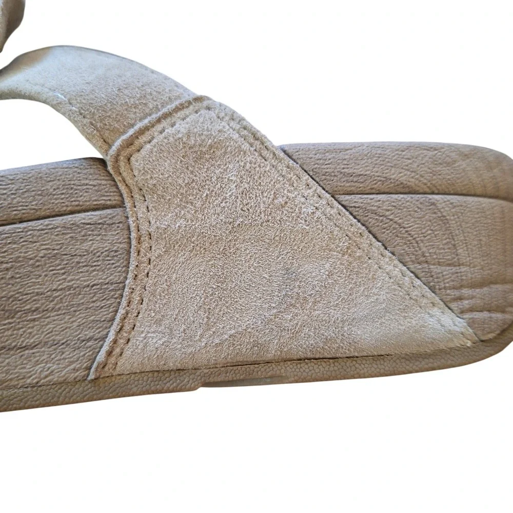 FitFlop Frou Thong Sandal Ruffle Flower Flip Flop Comfort Sandal Womens 8